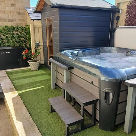 Дом отдыха Lock View - Nordic *