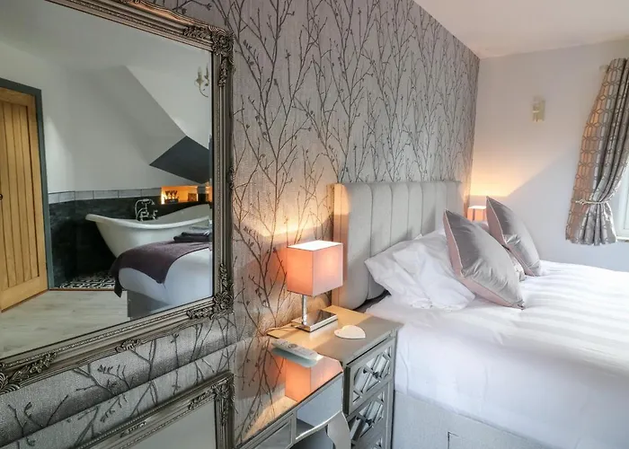 Lock View - Nordic Skipton